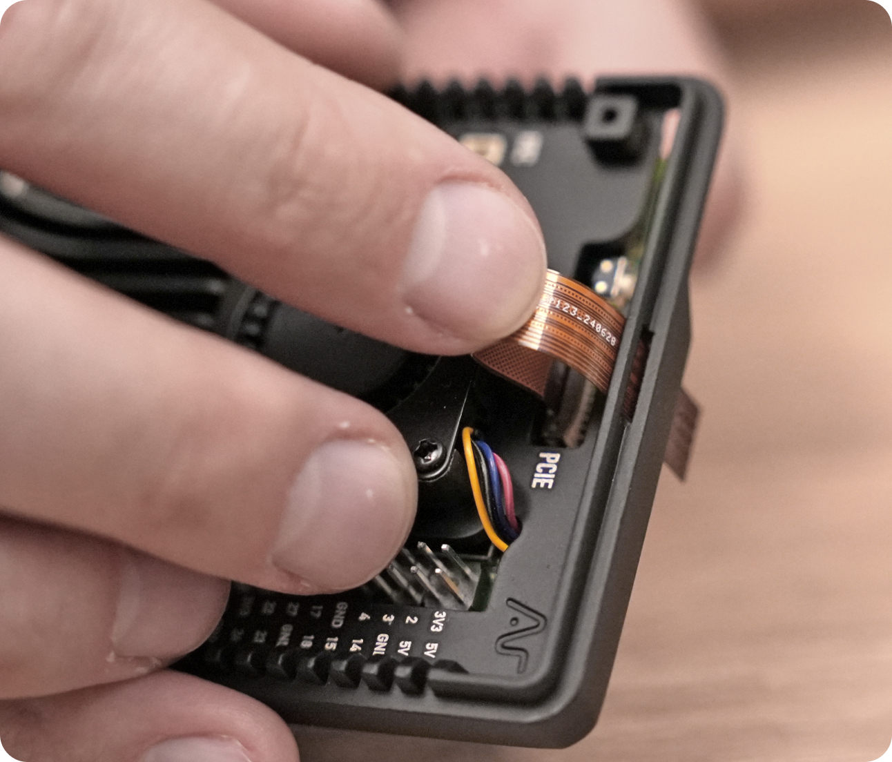 PCIe cable routing